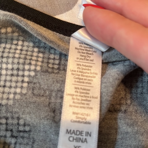 LuLaRoe Perfect T - XS - Picture 8 of 8